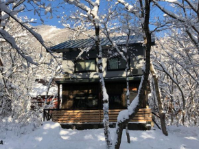 Ryder's House with Free use of 4W car